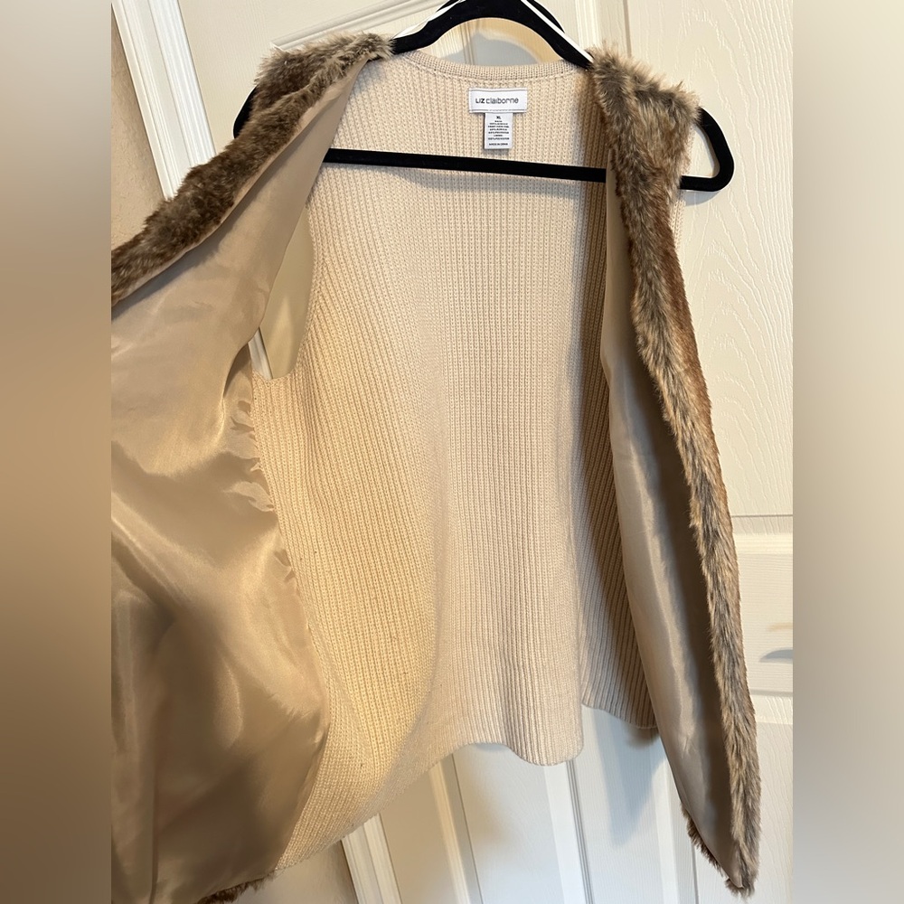 Liz Claiborne Plush Faux Fur Vest w Knit Ribbed Back Texture, Brown, Sz XL, NWOT - Picture 7 of 8